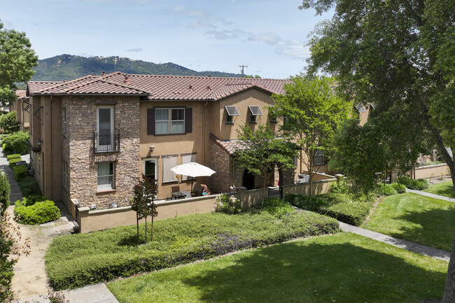 Gardens at Thyme Square in Cloverdale, CA - Building Photo - Building Photo