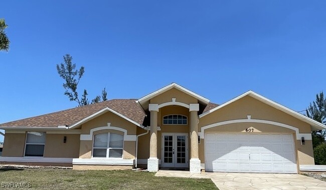 property at 607 SW 26th Terrace