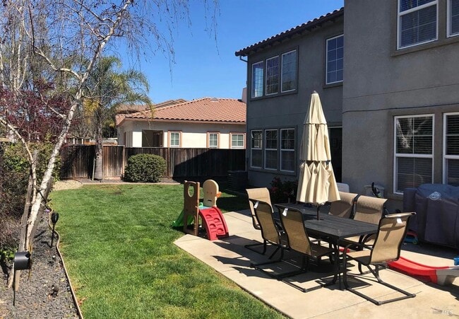4149 The Masters Dr in Fairfield, CA - Building Photo - Building Photo