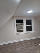12 Grain St, Unit 3 in Newark, NJ - Building Photo - Building Photo