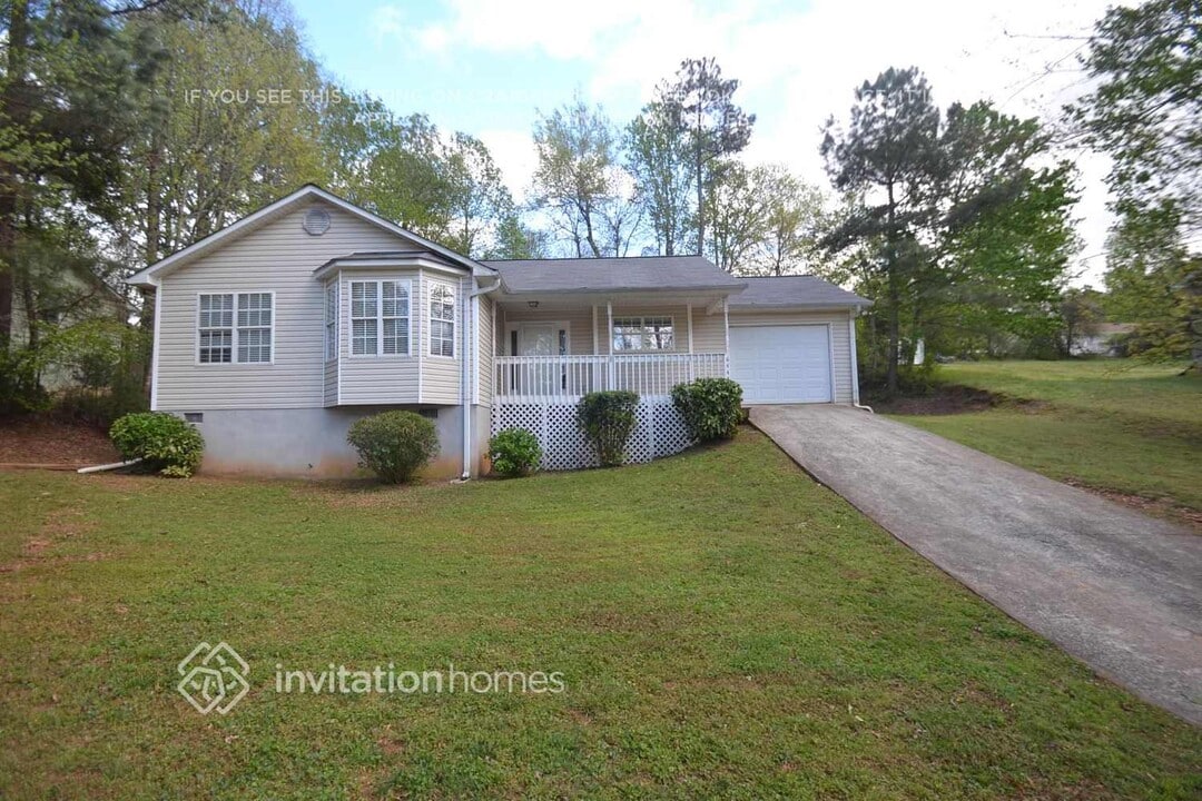 6448 Wildwood Trail in Flowery Branch, GA - Building Photo
