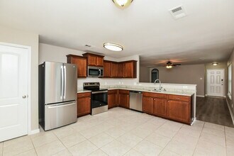 4729 Cedar Springs Dr in Fort Worth, TX - Building Photo - Building Photo