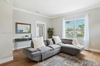 4711 N Miami Ave in Miami, FL - Building Photo - Building Photo