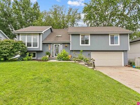 3411 Mirror Ln in Bellevue, NE - Building Photo