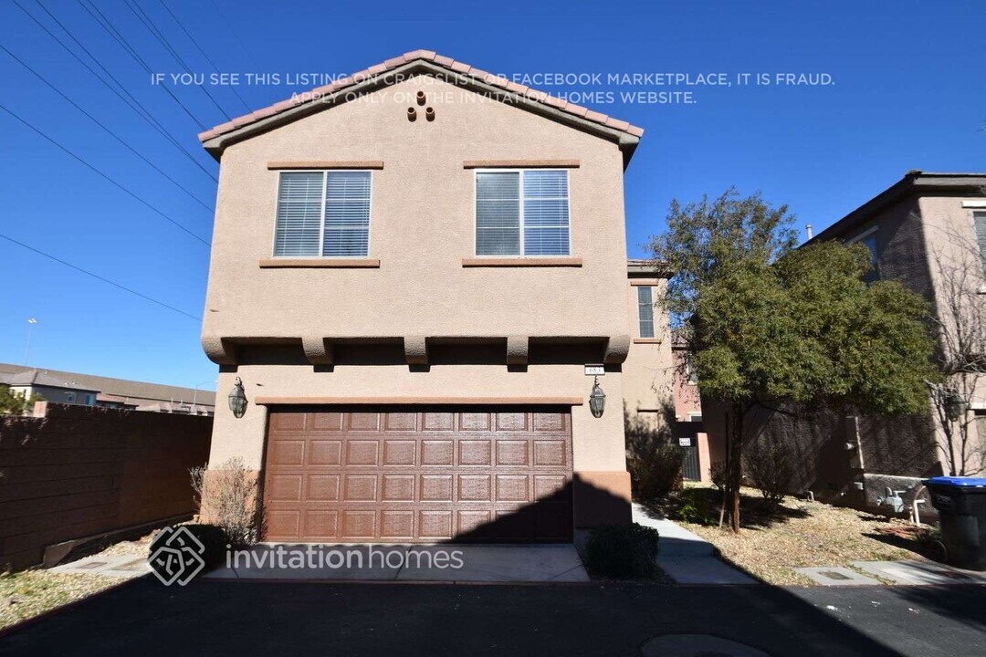 683 Calamus Palm Pl in Henderson, NV - Foto de edificio