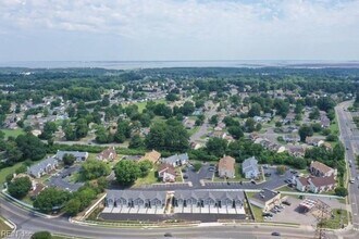 3648 Towne Point Rd in Portsmouth, VA - Building Photo - Building Photo