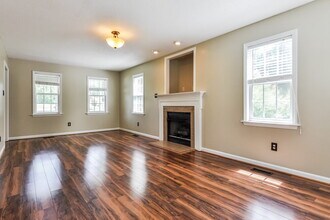 120 Nightshade Ln in Garner, NC - Building Photo - Building Photo