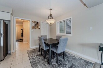 32 Mccann St in Guelph, ON - Building Photo - Building Photo