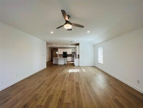 30243 Lone Peak Dr in Katy, TX - Building Photo - Building Photo