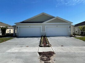 2738 Sunkissed Dr in St. Cloud, FL - Building Photo