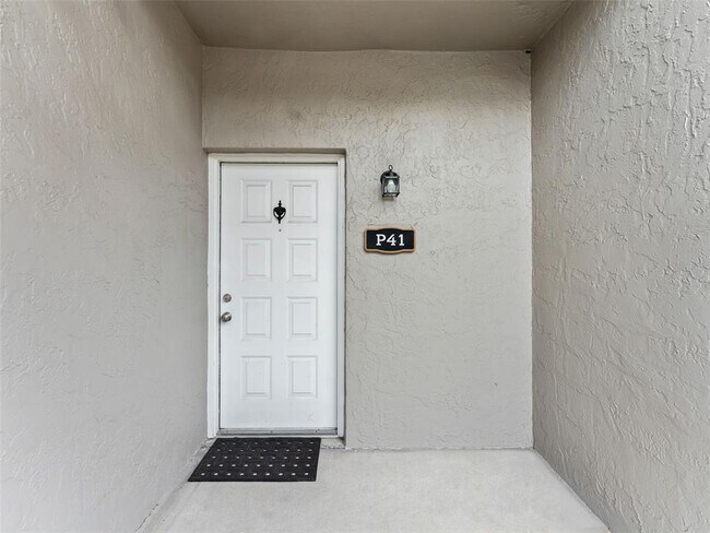 4507 S Oak Dr in Tampa, FL - Building Photo - Building Photo