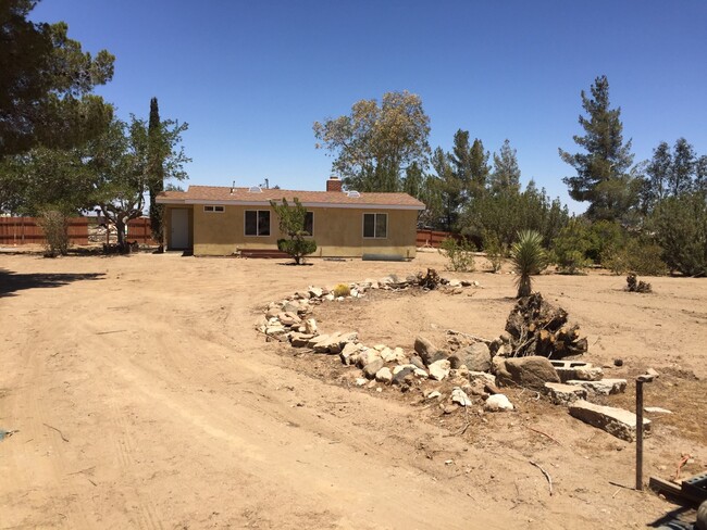 9222 Goss Rd in Victorville, CA - Building Photo - Building Photo