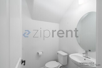 7574 SE Blanton St in Hillsboro, OR - Building Photo - Building Photo