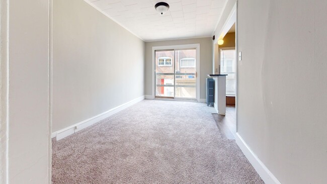 7063 Clover Ln in Upper Darby, PA - Building Photo - Building Photo