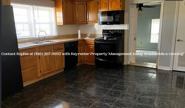 1 NE Frst Ave in Lee's Summit, MO - Building Photo - Building Photo