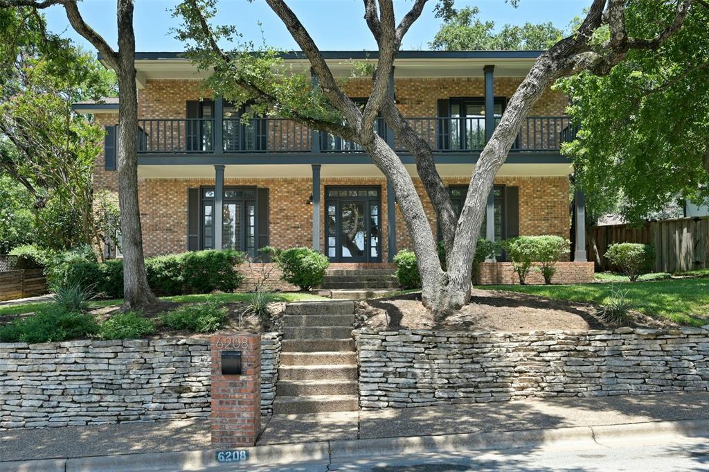 6208 Indian Canyon Dr in Austin, TX - Building Photo