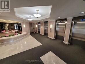 75-1075 Bamburgh Cir in Toronto, ON - Building Photo - Building Photo
