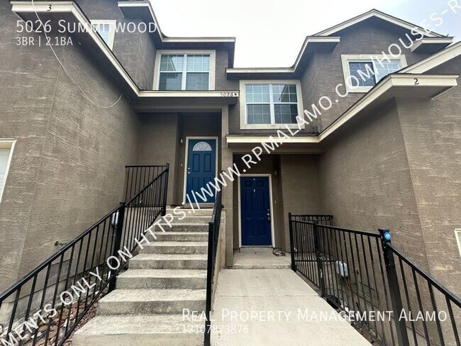 5026 Summit Wood in San Antonio, TX - Building Photo - Building Photo