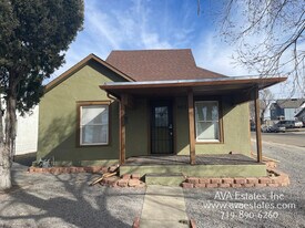 901 W 17th St in Pueblo, CO - Building Photo