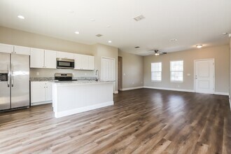 708 Martin Ln in Kissimmee, FL - Building Photo - Building Photo
