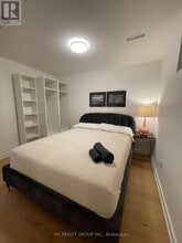 183 Island Rd in Toronto, ON - Building Photo - Building Photo