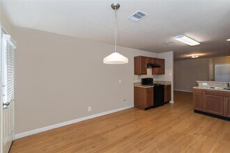 2411 Peterborough Way in Houston, TX - Building Photo - Building Photo
