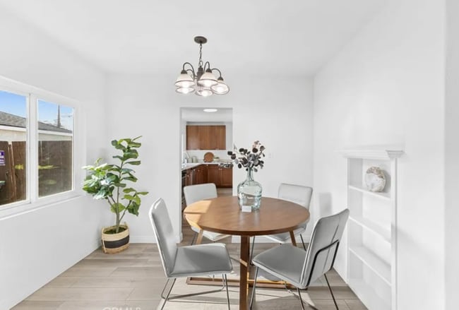 1410 S Olive St in Santa Ana, CA - Building Photo - Building Photo