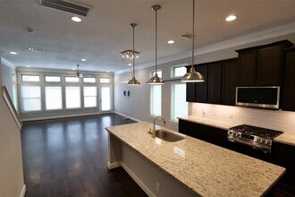 6618 Eureka St in Houston, TX - Building Photo - Building Photo