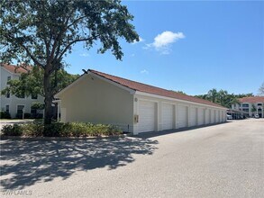 4620 St Croix Ln in Naples, FL - Foto de edificio - Building Photo