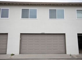 11045 Slater Ave in Fountain Valley, CA - Building Photo