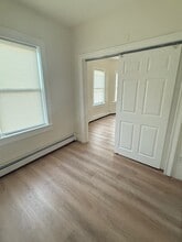 37 Standish St, Unit 2 in Boston, MA - Building Photo - Building Photo