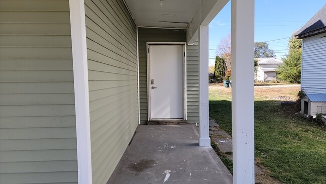 2119 S Walnut St in Muncie, IN - Building Photo - Building Photo