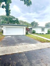 9440 NW 23rd St in Pembroke Pines, FL - Building Photo - Building Photo