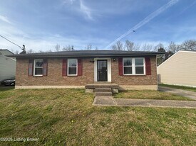 8409 Damascus Cir in Louisville, KY - Building Photo