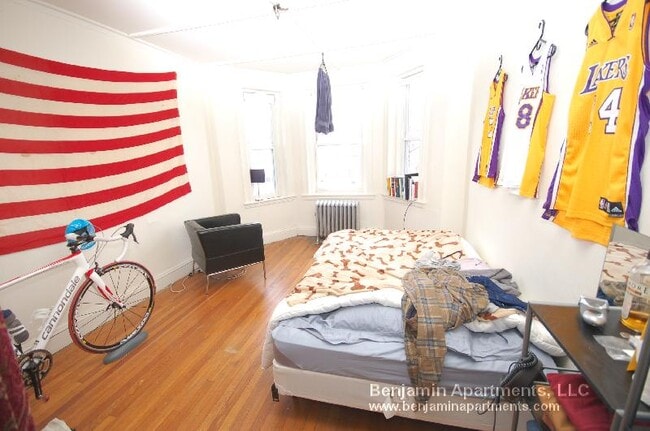 1175 Boylston St, Unit 36 in Boston, MA - Foto de edificio - Building Photo