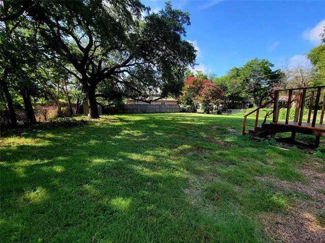 986 W Long in Stephenville, TX - Building Photo - Building Photo