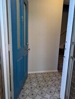 2102 Kirksey Dr in Austin, TX - Building Photo
