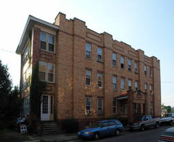 317 Trenton Pl Apartments