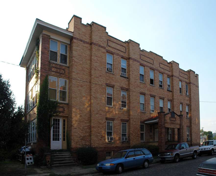 317 Trenton Pl in Huntington, WV - Foto de edificio