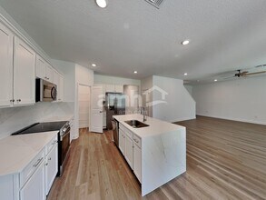 5325 Boulder Crk Cv in Bradenton, FL - Building Photo - Building Photo