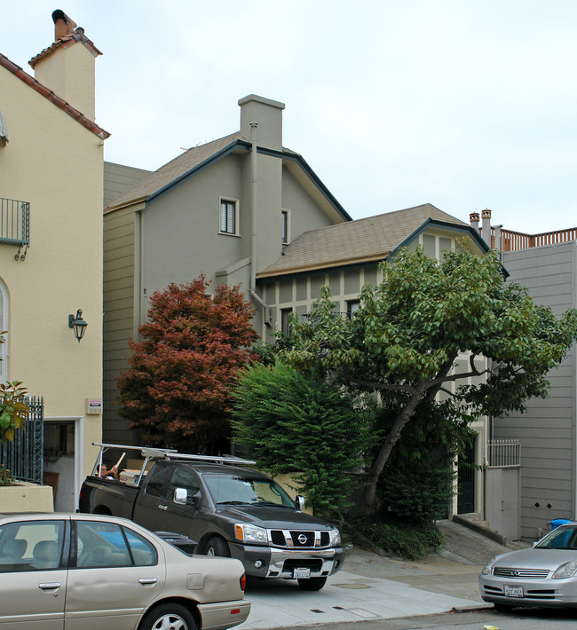 3037 Pierce St in San Francisco, CA - Building Photo - Building Photo