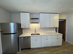 6 Rutland St, Unit 6 in Hudson, MA - Building Photo - Building Photo