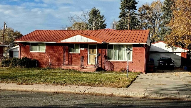 property at 322 W 440 S