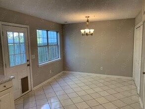 1588 King James Dr in Alabaster, AL - Building Photo - Building Photo