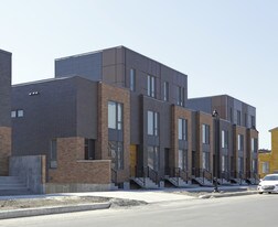 2444-2456 Kenneth-Patrick Rue in Montréal, QC - Building Photo