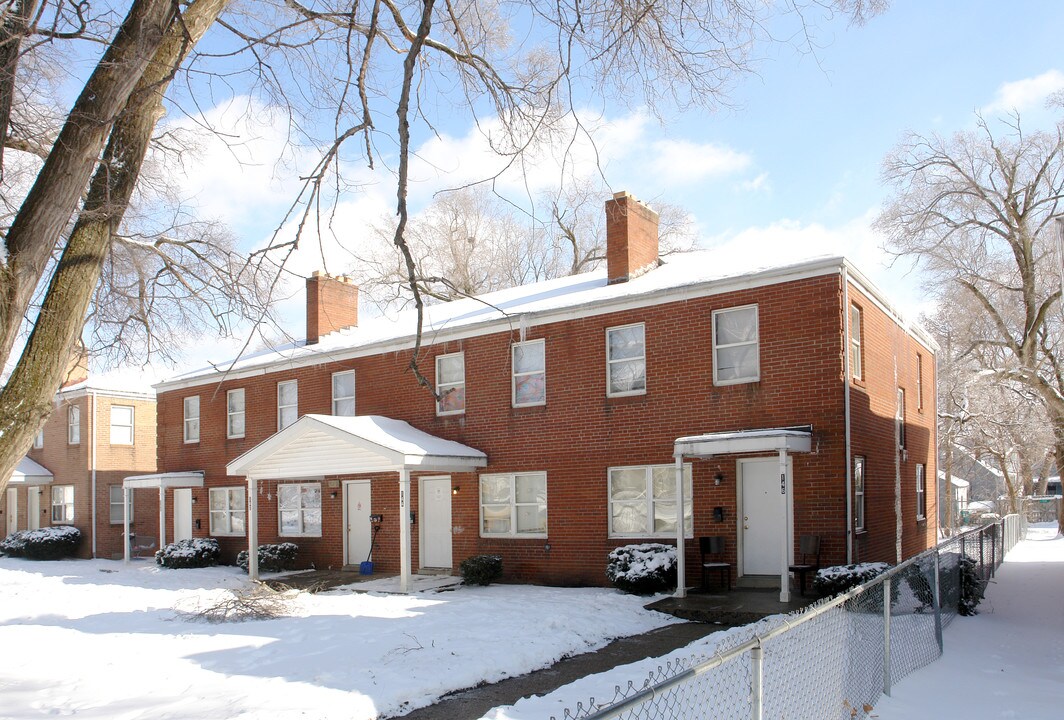 140-146 S Powell Ave in Columbus, OH - Foto de edificio