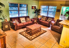 Villa Alicia in Fort Lauderdale, FL - Building Photo