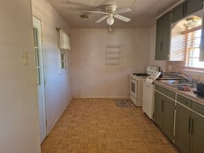 1209 N Florida Ave in Alamogordo, NM - Building Photo - Building Photo
