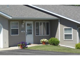 1709 Sheridan Ave in Montevideo, MN - Building Photo