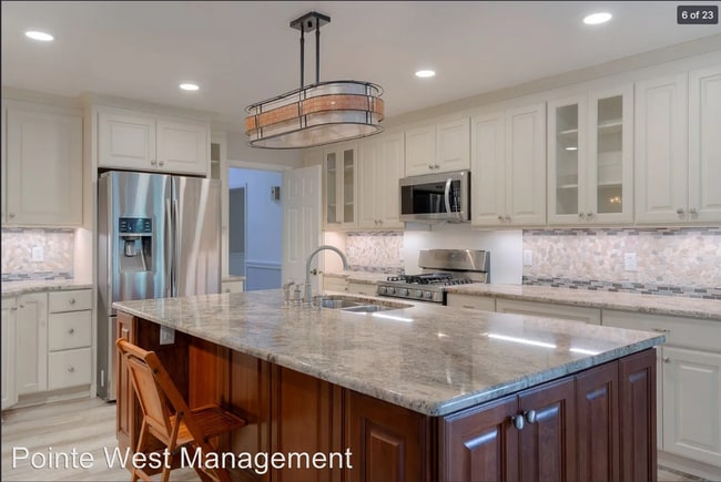 1602 Greenwood Dr in Blacksburg, VA - Building Photo - Building Photo